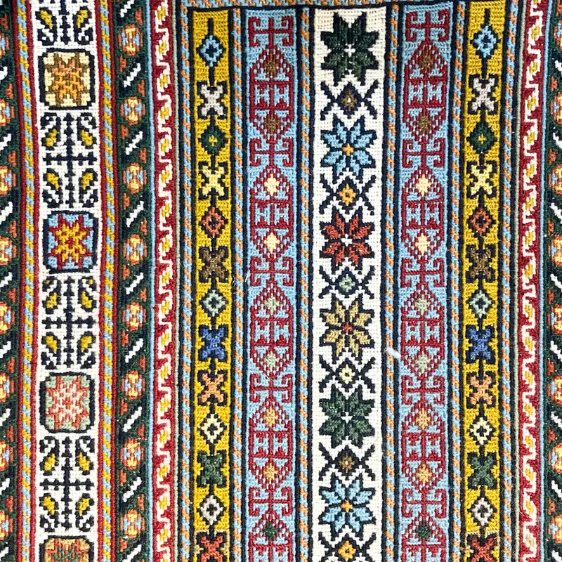 رانر گل سرخ و راه راه عمودی سایز156*43 کد 1431 - Image 2